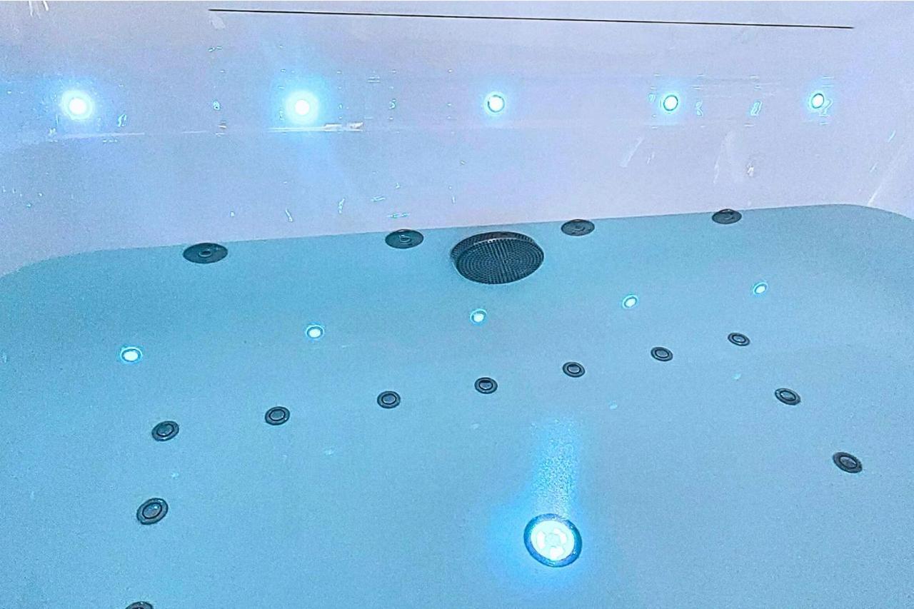 Artgold * Logement Haut De Gamme Spa 罗阿纳 外观 照片